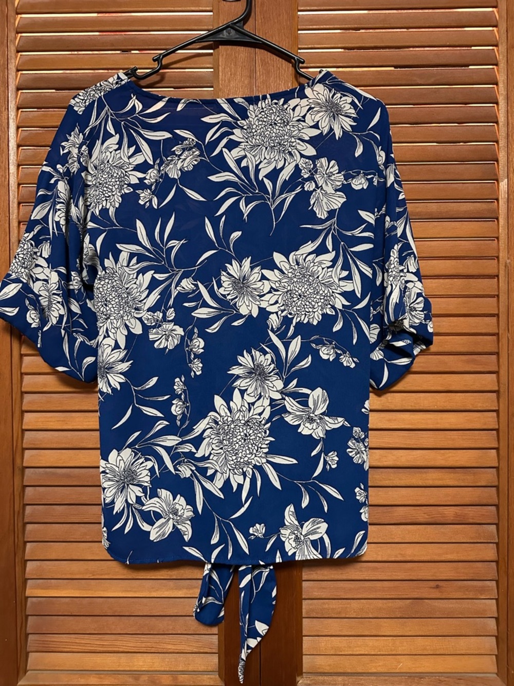 West Kei Navy Floral Tie-Front Blouse